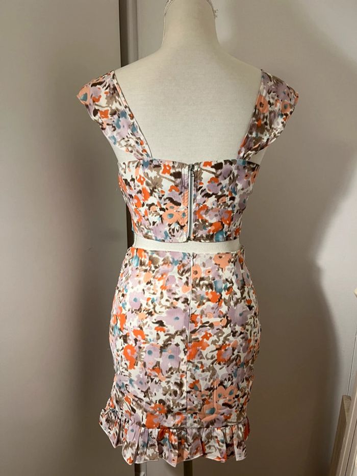 😍😍 Magnifique ensemble crop top et jupe drapé à imprimer fleuris sur fond blanc SBetro taille S - photo numéro 11