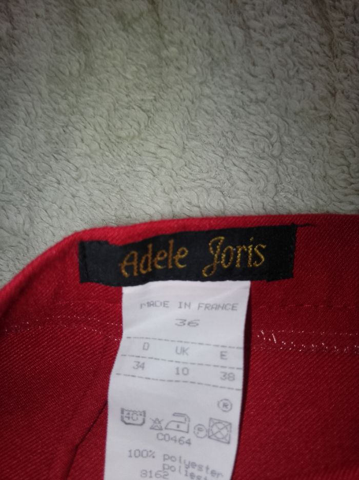 Jupe rouge - photo numéro 5