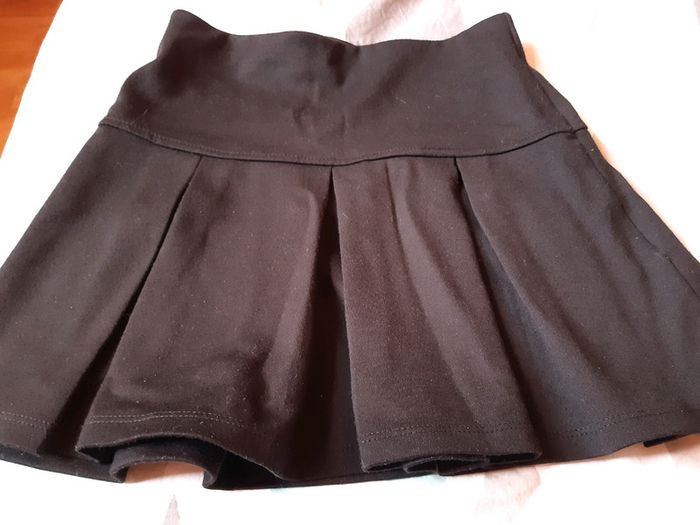 Jupe patineuse noire fille la halle 8 ans