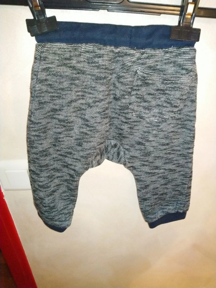 Jogging sarouel Orchestra taille 18 mois en très bon état - photo numéro 4