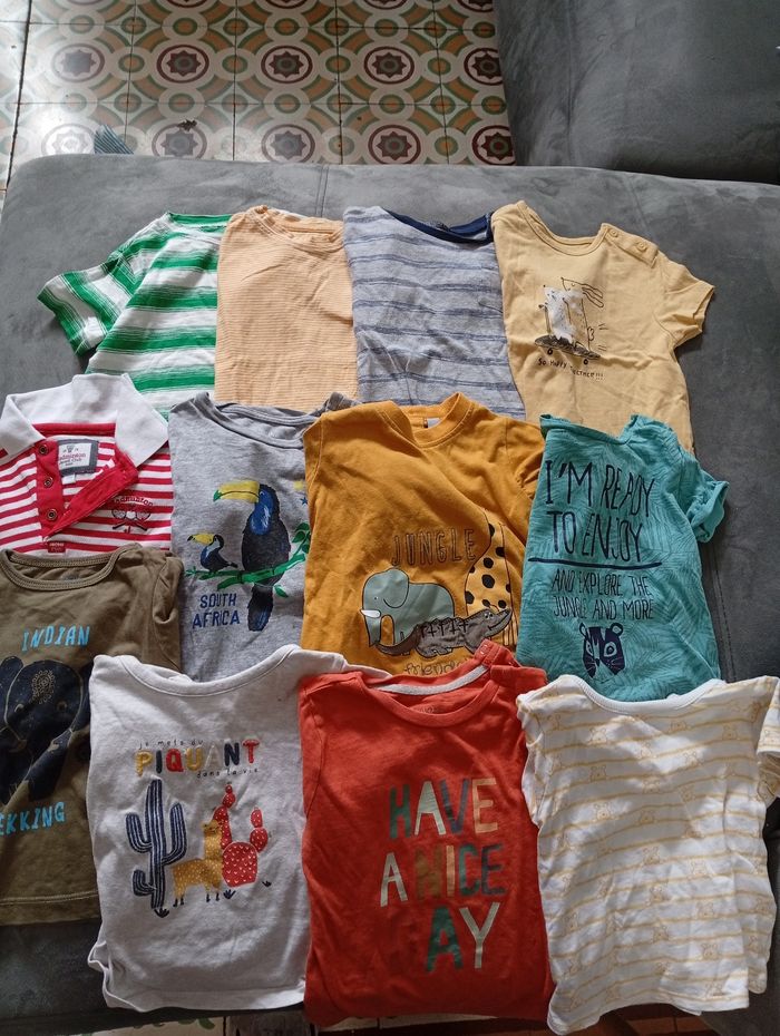Lot vêtements été 12 mois