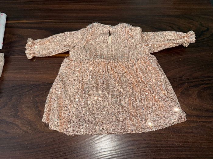 Robe manches longues à sequins - photo numéro 4
