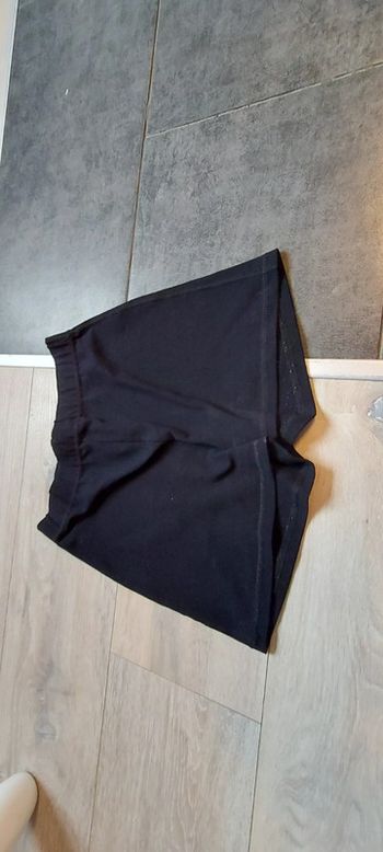 Short Pimkie, très élastique, noir, taille 2 (34/36)