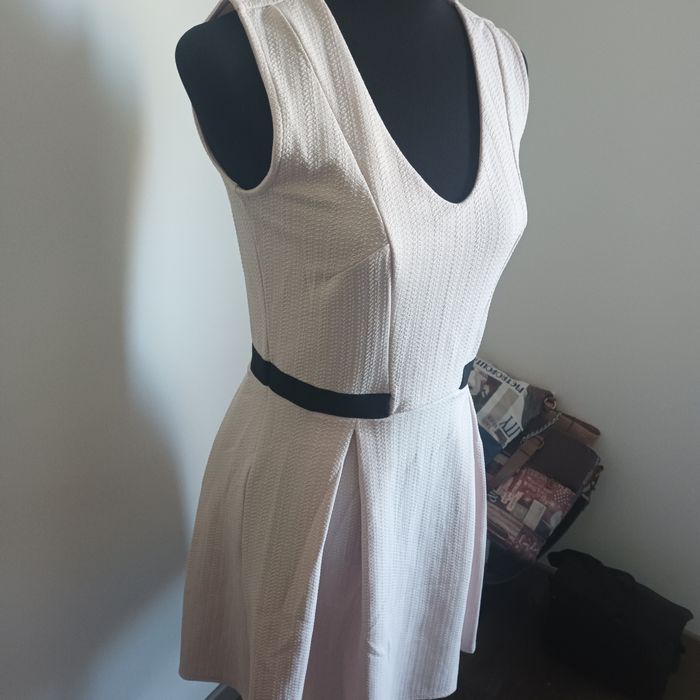 Jolie robe rose poudré, élégante T38 naf naf - photo numéro 4