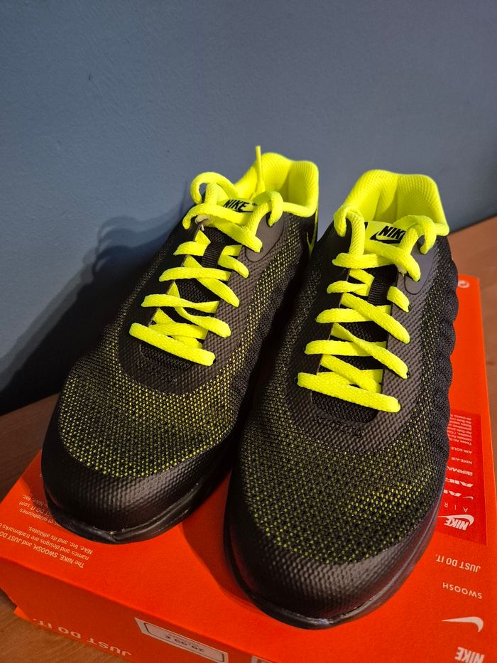 Nike air max invigor pointure 34 - photo numéro 4