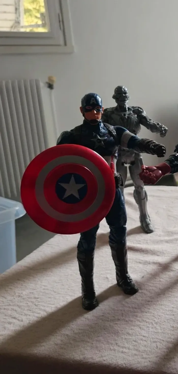 Personnage / figurine Jouet garçon avebgerd marvel - photo numéro 5