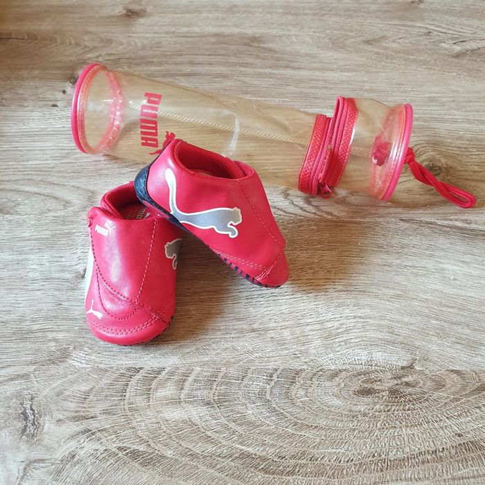 ⭐ Baskets bébé Puma Ferrari à scratch pointure 18 (6/9) mois neuf ⭐