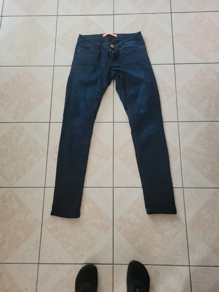 Joli jean taille 38