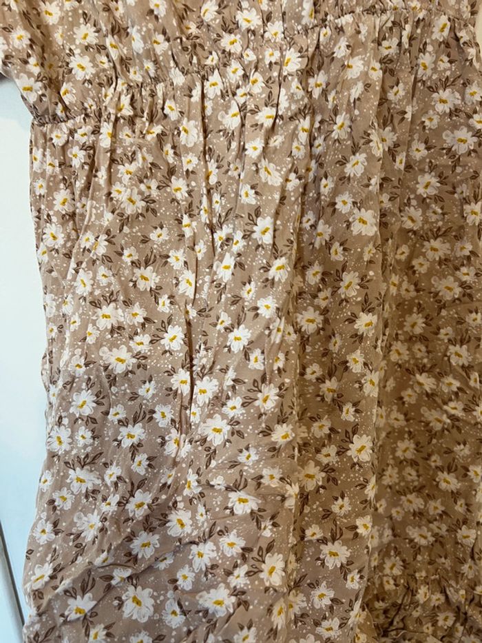 Robe d’été courte col V taille M/L - photo numéro 4