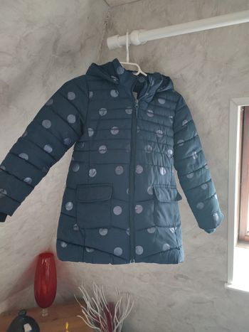 Manteau hiver bleu marine. Dpam 8 ans