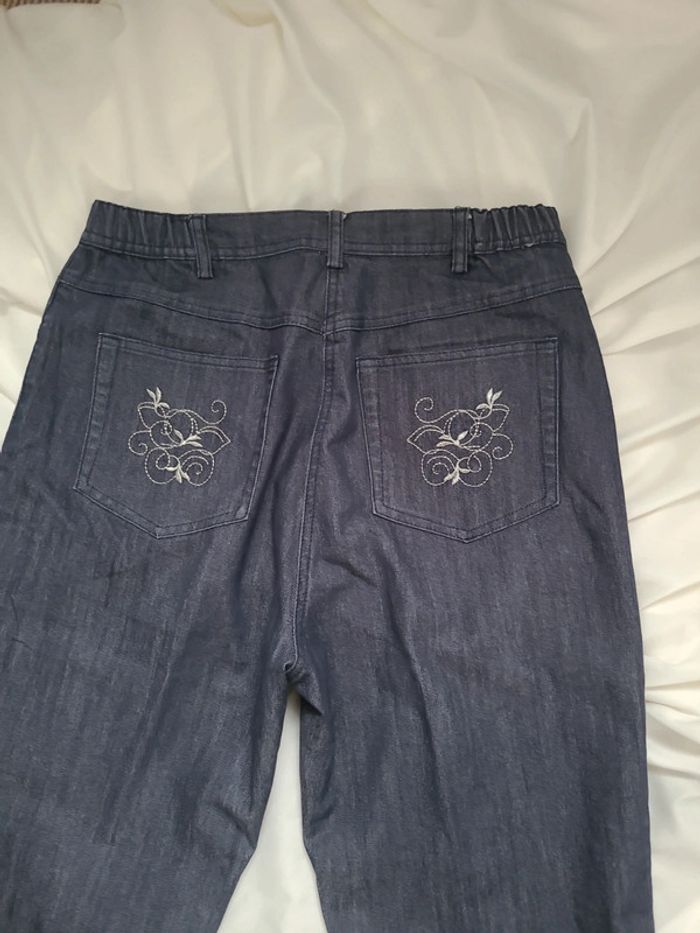 Jean neuf - photo numéro 4