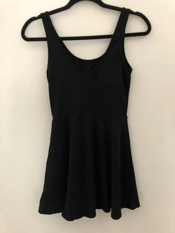 Robe H&M très bon état Taille XS - photo numéro 2