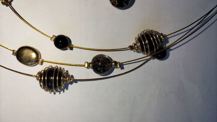 Ensemble colliers et boucles d'oreilles - photo numéro 7