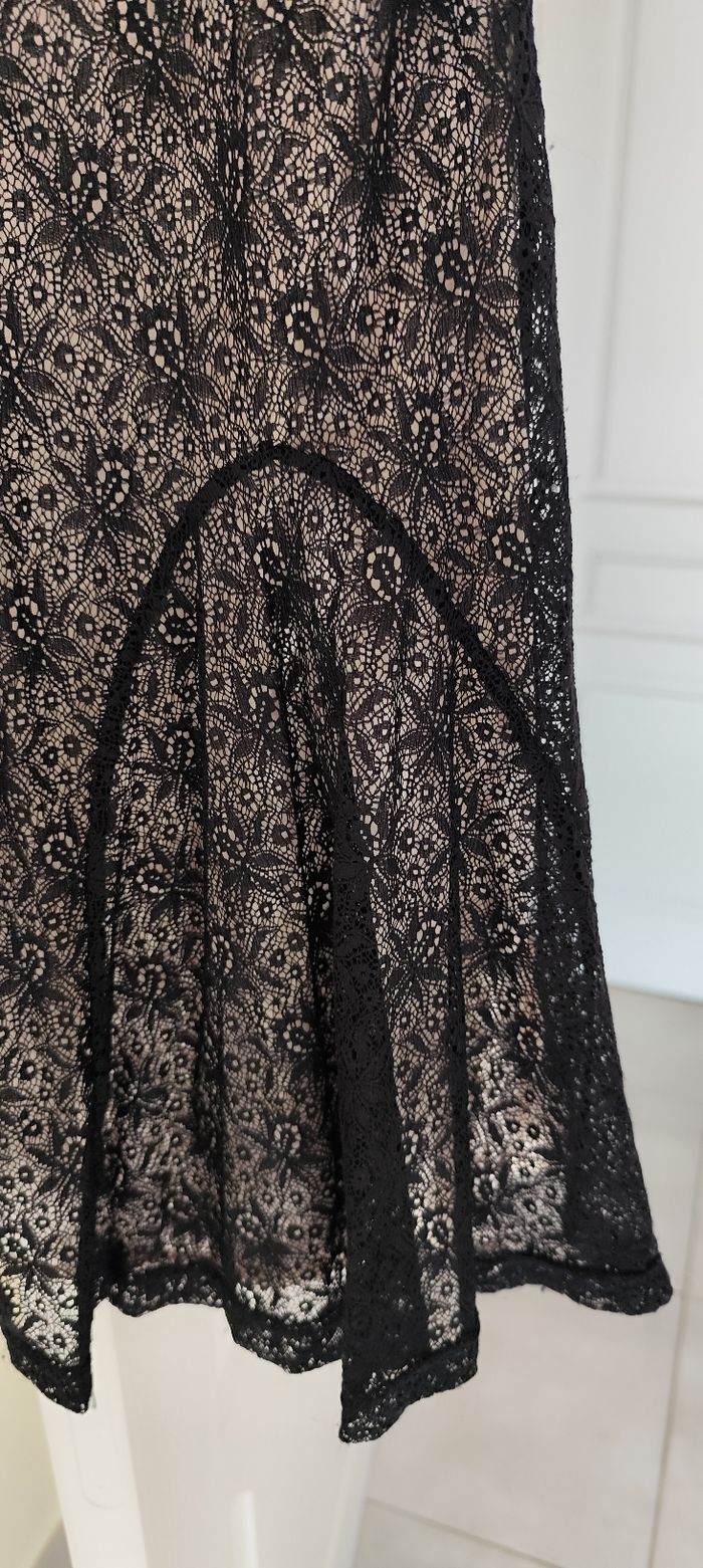 Robe sans manches en dentelle noire  taille 2Cherry - photo numéro 6