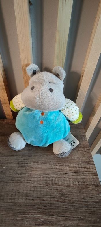 Hippopotame bleu obaibi