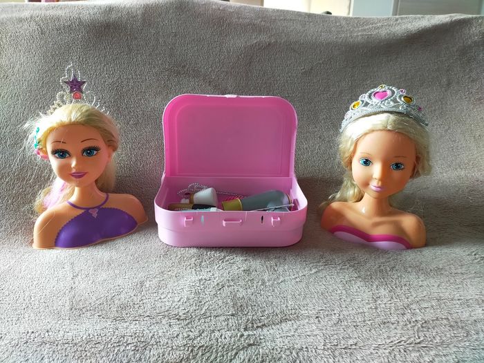 Tête à coiffer avec accessoires