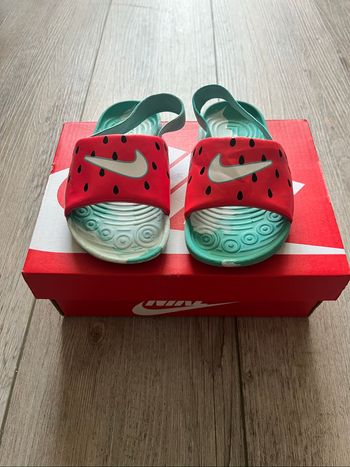 Claquettes Nike