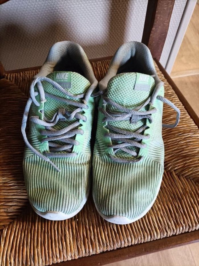 Basket de sport - Sneakers vert et blanc