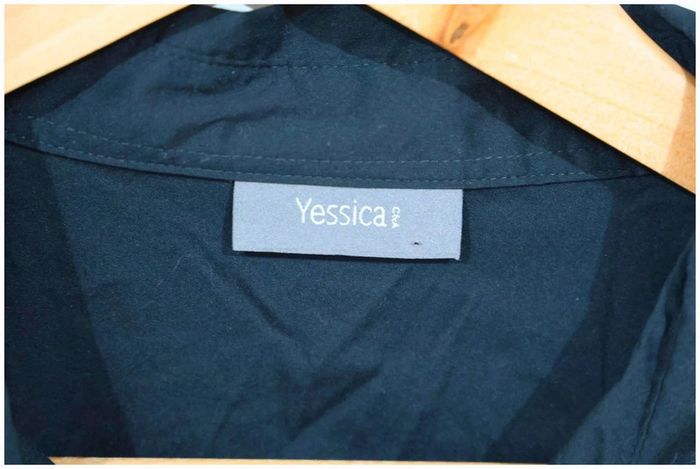 C43 chemise noir Yessica 50 - photo numéro 3