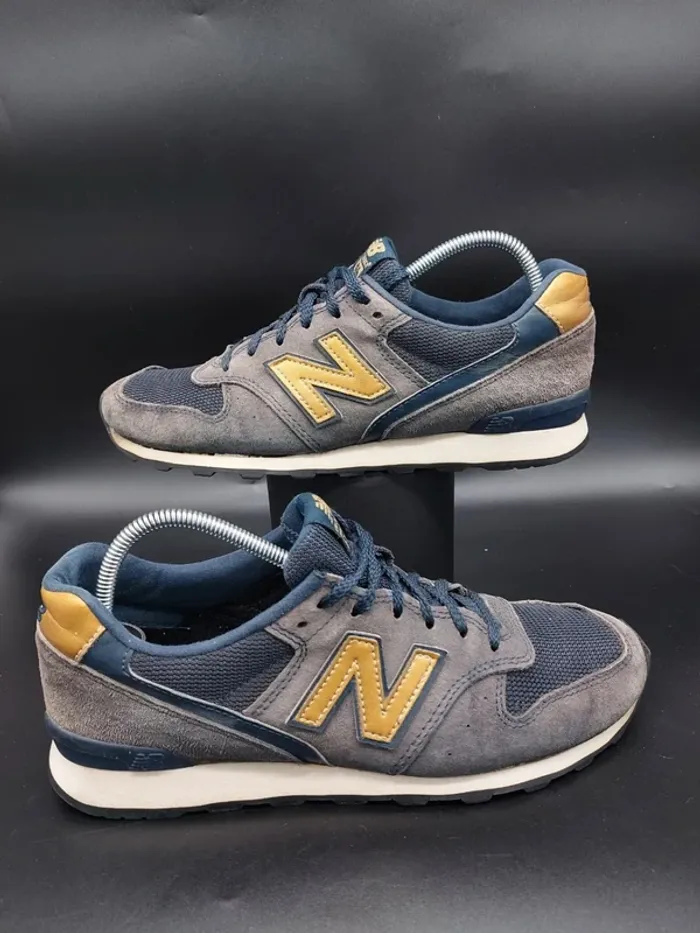 New Balance 996