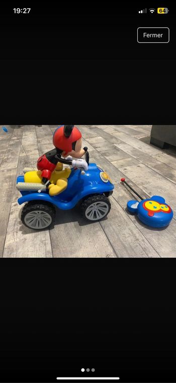 Moto Disney Mickey Mouse avec télécommande
