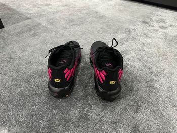 Tn noir et rose taille 29