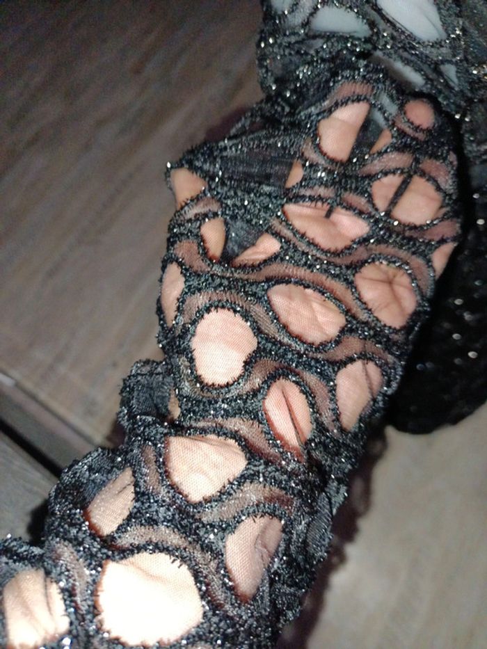 Robe en dentelle paillettée taille M - photo numéro 4