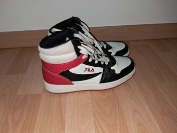 Basket garçon Fila T.37