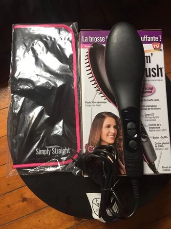 originale Brosse lissante et chauffante en Céramique