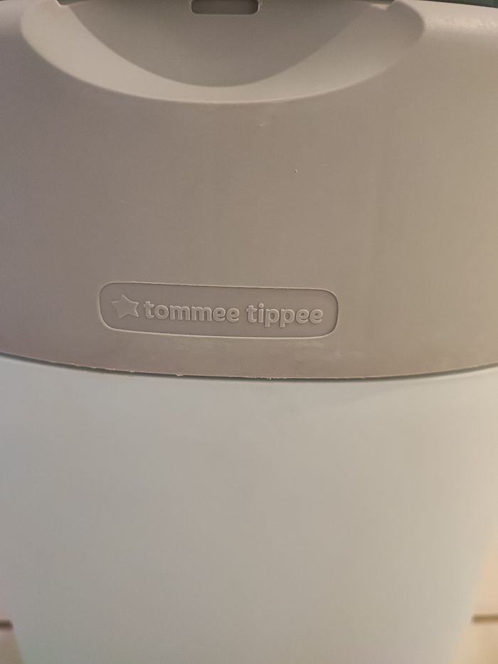 Poubelle tommee tippee - photo numéro 3