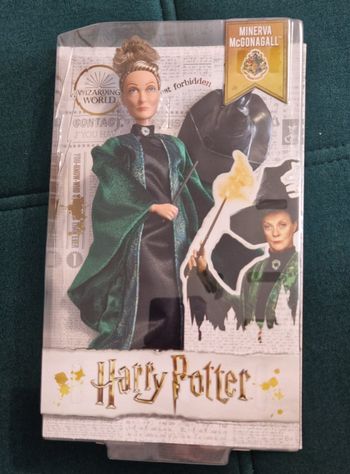 Poupée professeur Minerva Mc Gonagall