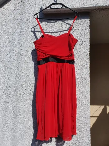 Robe à bretelles