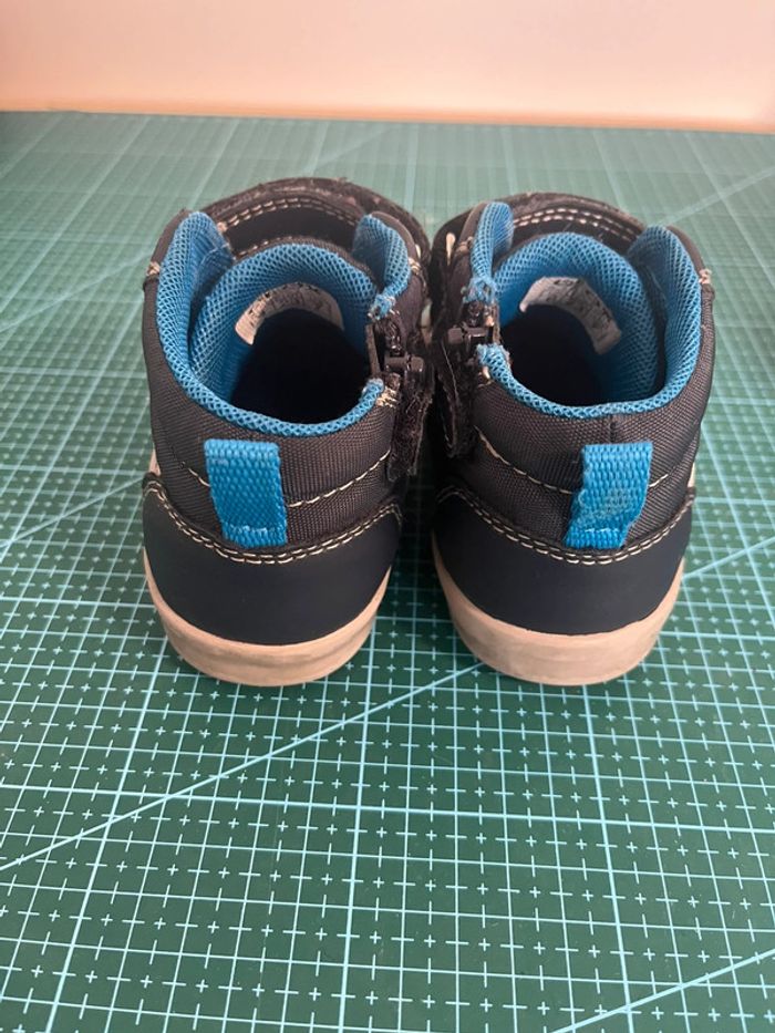 Lot chaussures taille 23 - photo numéro 3