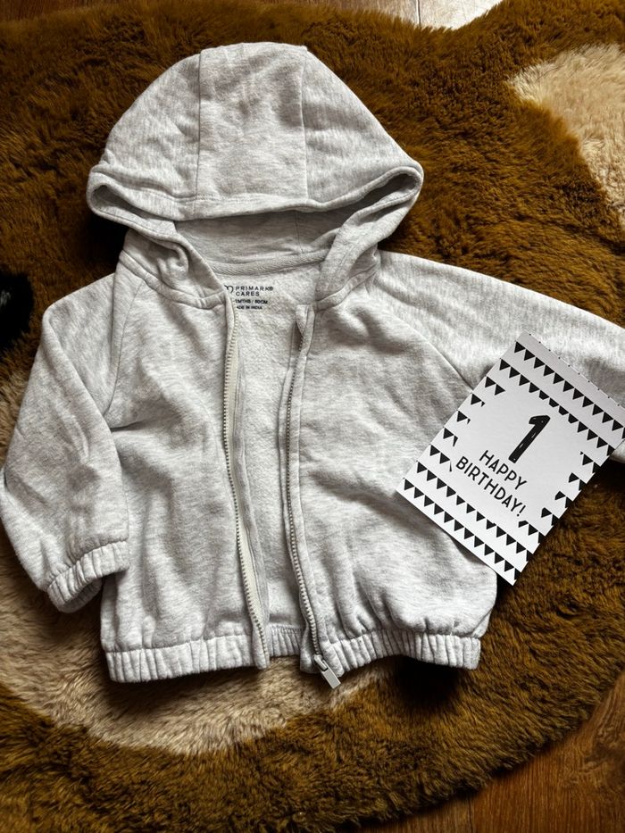 Gilet gris Primark t.9-12m