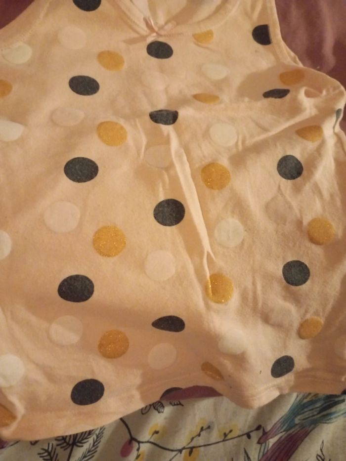 4 débardeur en tbe - photo numéro 8