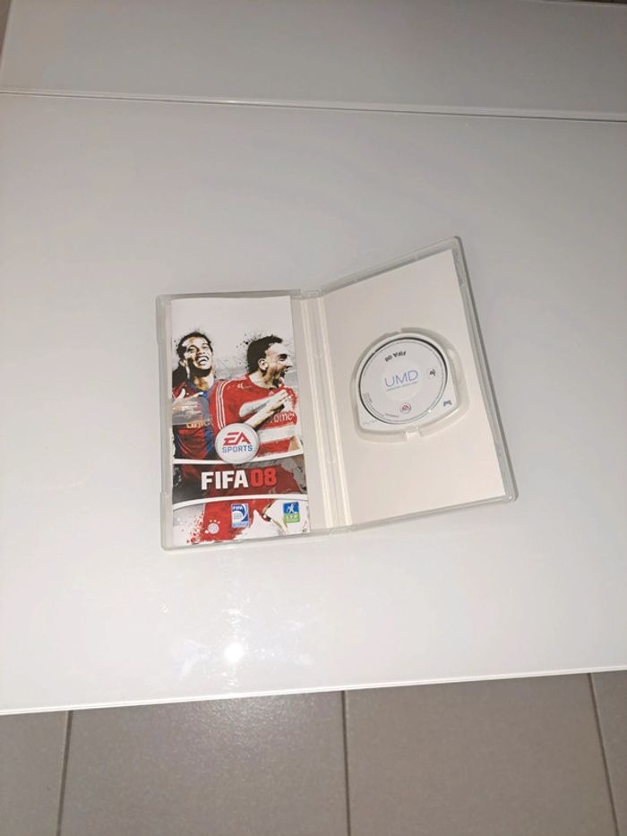 Jeu PSP Fifa 08 - photo numéro 3