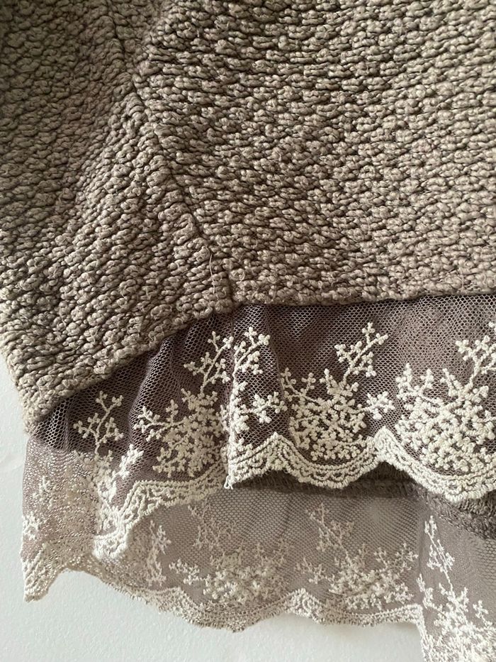 Pull maille et dentelle Mamatayoe - photo numéro 5