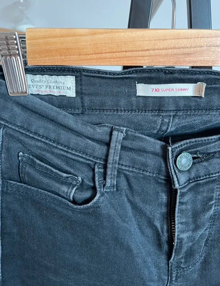 Jean skinny noir 710 Levi’s - photo numéro 2