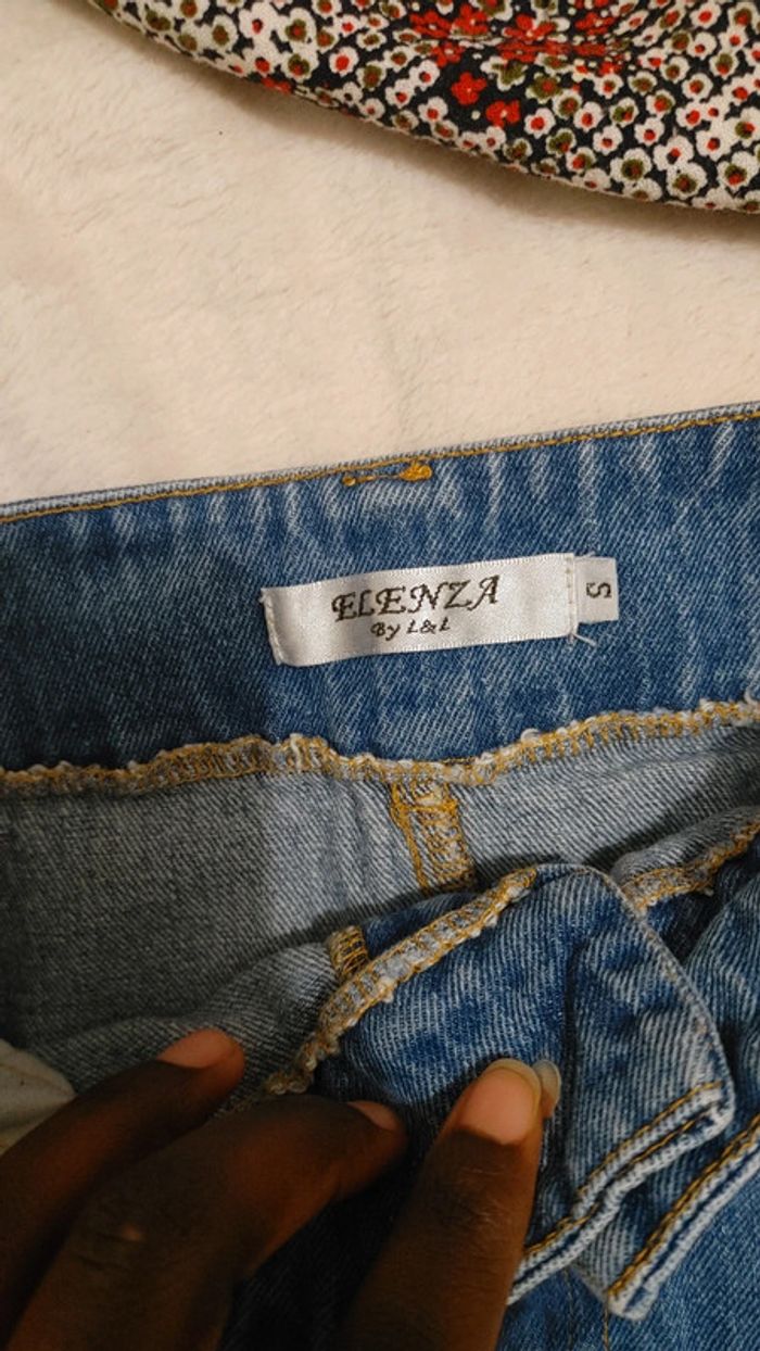 Jupe en jeans fendue - photo numéro 9