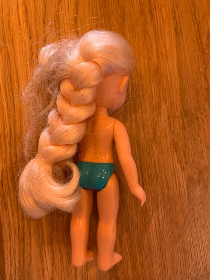 petite poupée Elsa Disney dessin animé la Reine des Neiges nue  poupée n•2 - photo numéro 4