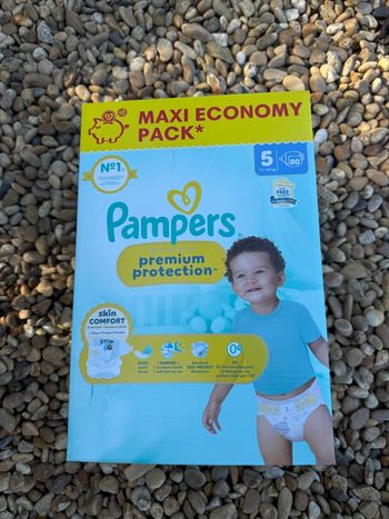 2 paquets couches Pampers Premium protection taille 5