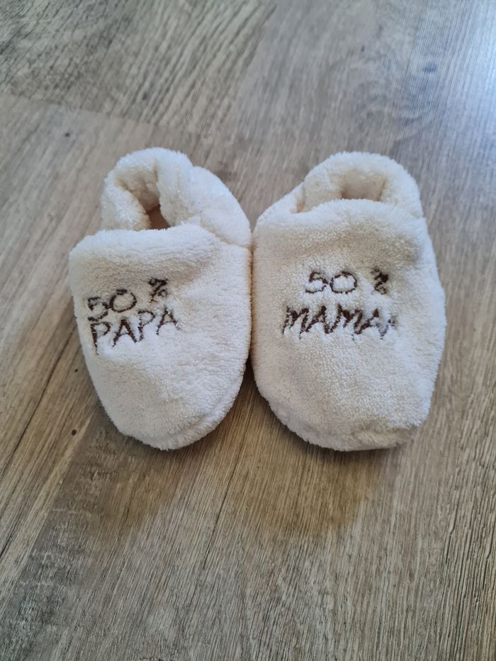 Lot 6 paires chaussures, chaussons pointure 18 - photo numéro 3