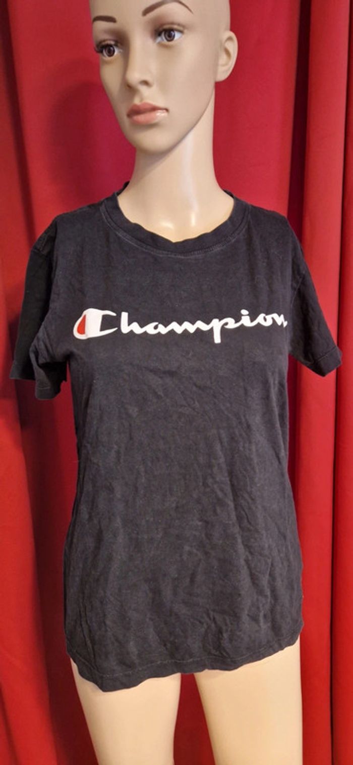 T-shirt taille S Champion