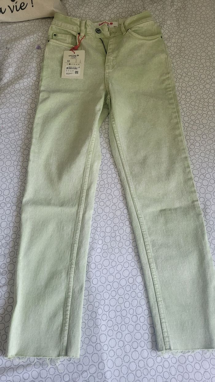 Pantalon jean vert amande