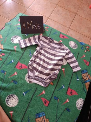 Body garçon 1 MOIS