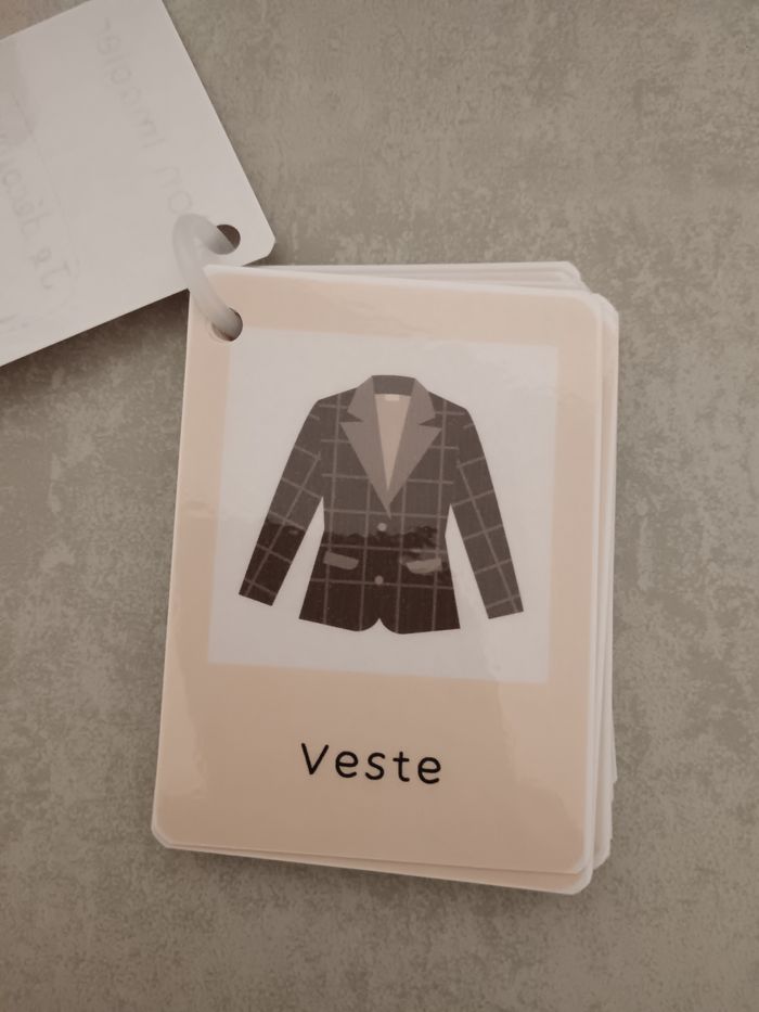 Imagier les vêtements - photo numéro 3