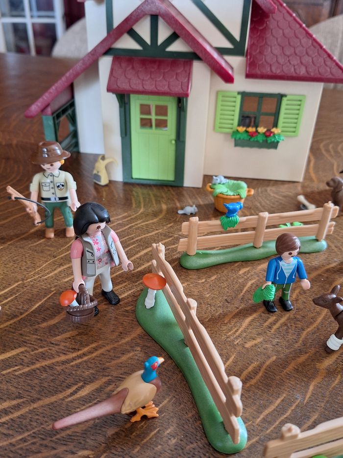 Playmobil maison forestière 6811 Complet - photo numéro 2