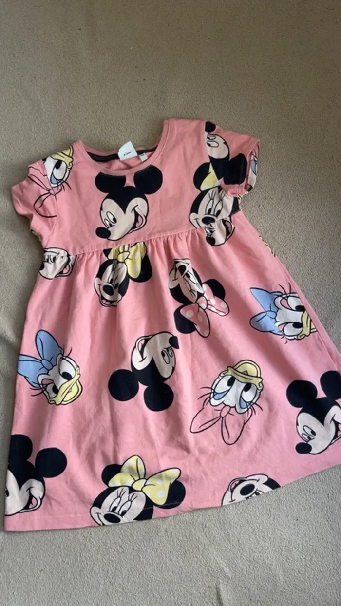 Robe fille 6ans - photo numéro 2