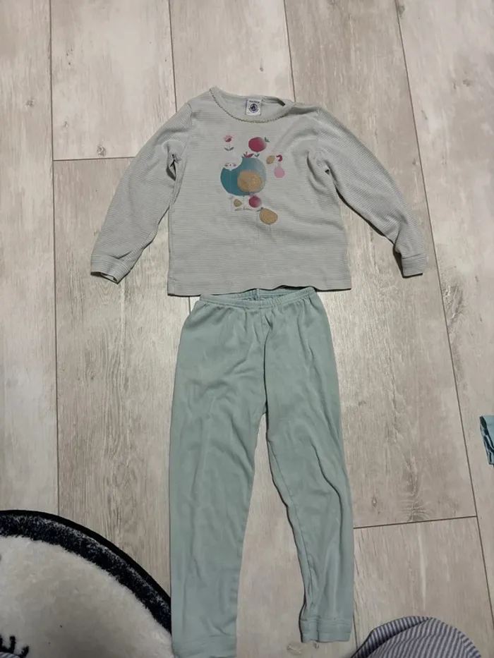 Ensemble pyjama petit bateau bleu clair 4 ans
