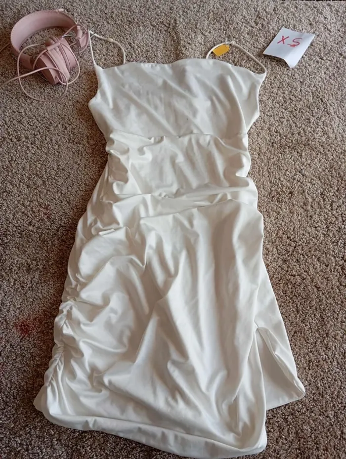 Robe blanche Xs